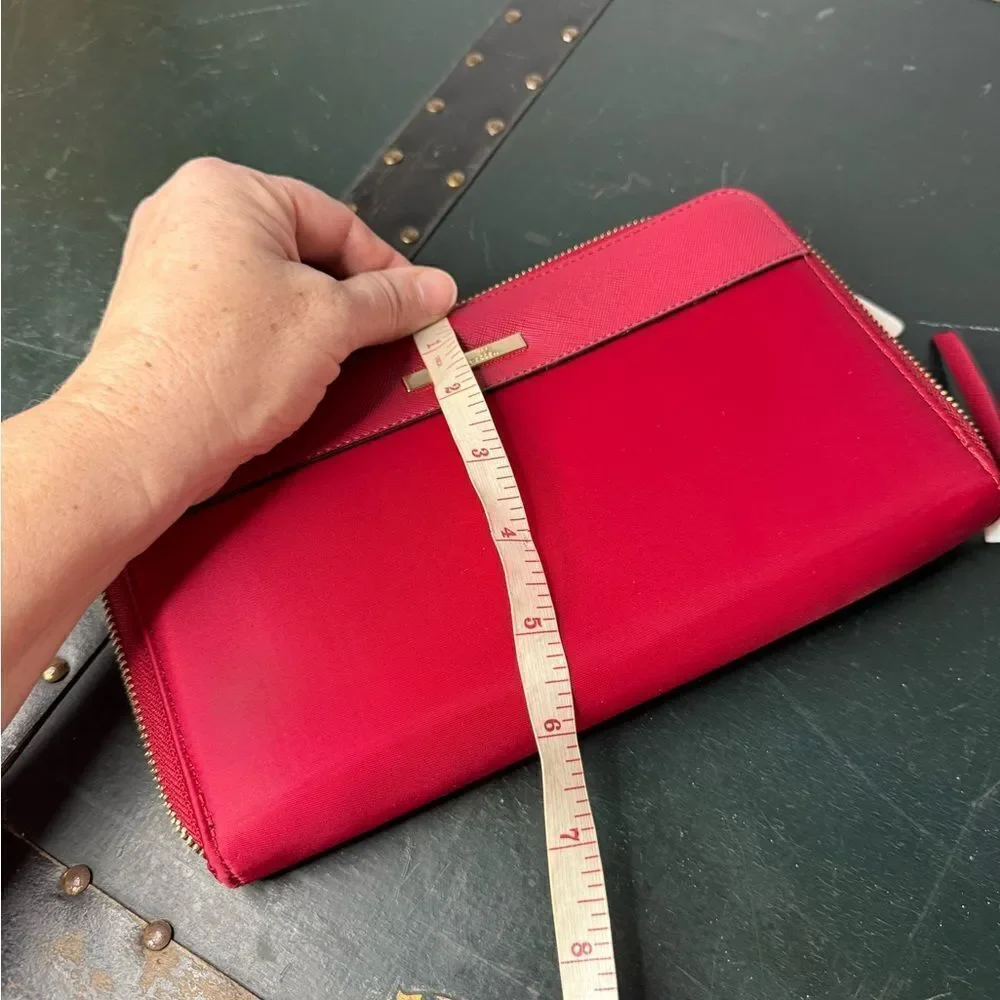 Simply Noelle Red Wristlet Wallet New With Tags